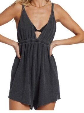 Billabong Medium Romper On Vacy Romper in Black Pebble adjustable gray NWT